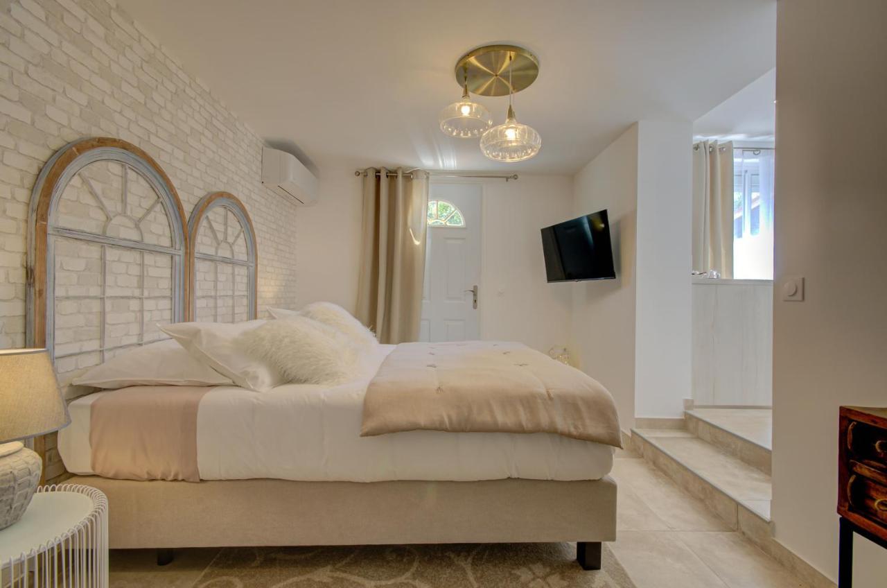 Domaine Le Courti - Adult Only Hotel Le Barcares Bilik gambar